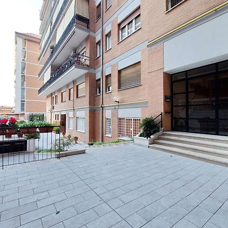 Lovely Apartment With Terrace Near The Vatican Roma Exterior foto